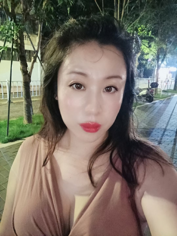 叶子青青的第一张照片--新乡相亲服务中心