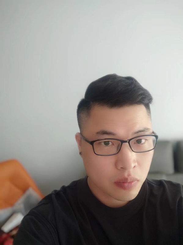 Vincent的第一张照片--新乡相亲服务中心
