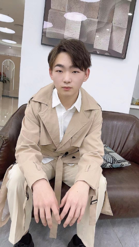 啊哲的第二张照片--新乡相亲服务中心