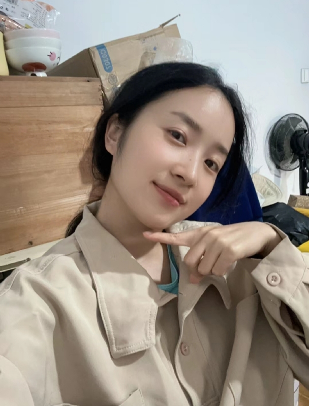 多喝热水的第二张照片--新乡相亲服务中心