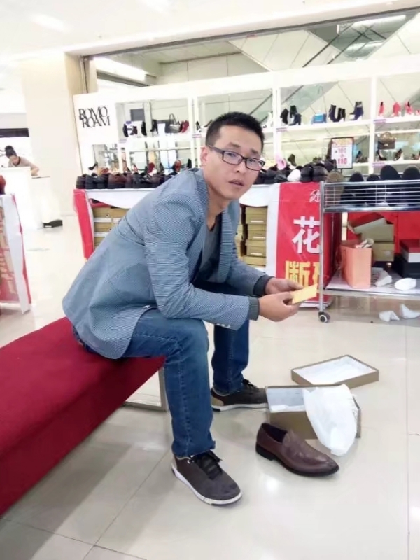 借我你的手的第一张照片--新乡相亲服务中心