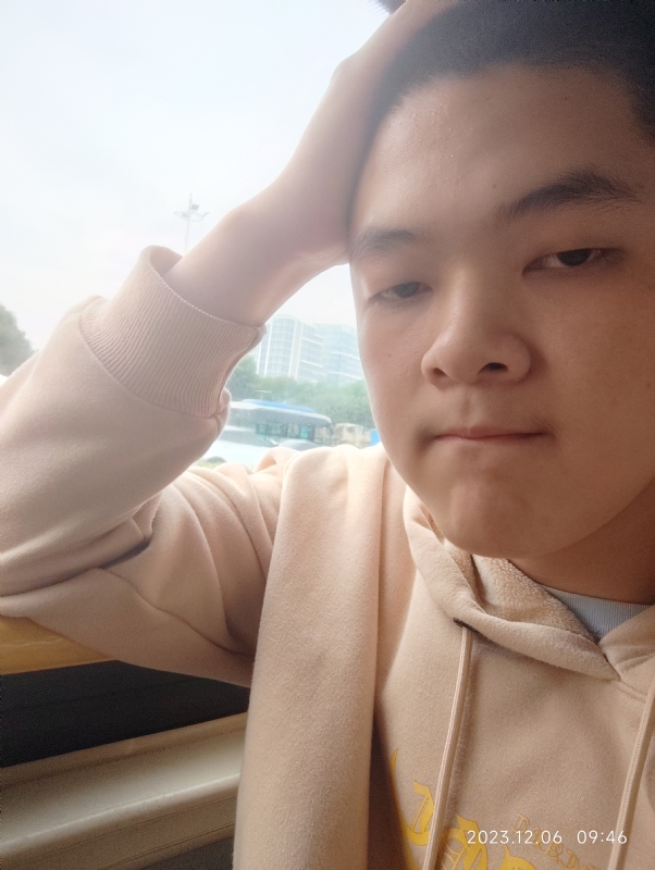 孤独的狼的第一张照片--新乡相亲服务中心