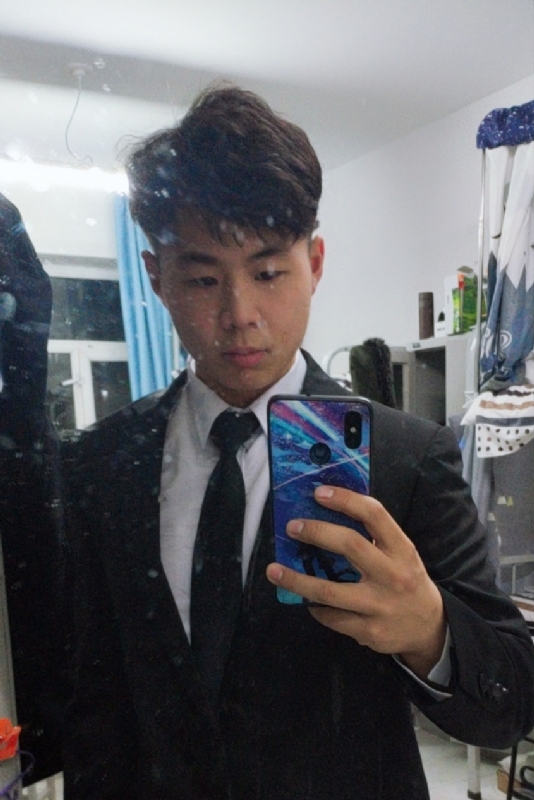景湛的第一张照片--新乡相亲服务中心