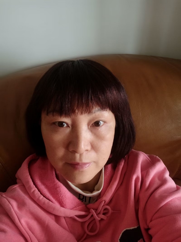 红玫瑰的第一张照片--新乡相亲服务中心