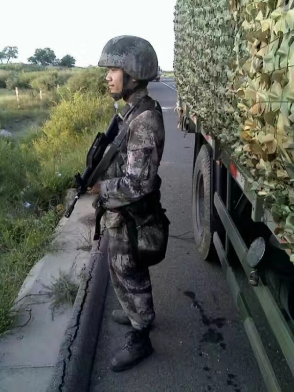 搬砖中的第一张照片--新乡相亲服务中心