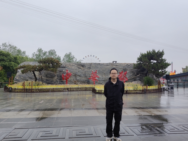苏宾的第一张照片--新乡相亲服务中心