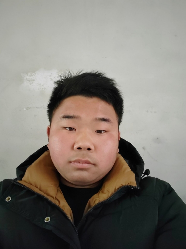精神饱满的第四张照片--新乡相亲服务中心
