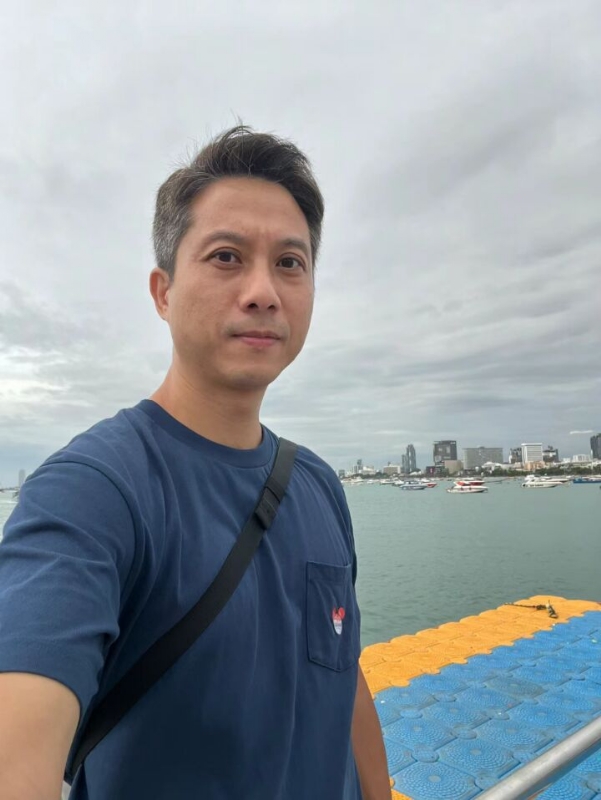 戍边的第一张照片--新乡相亲服务中心