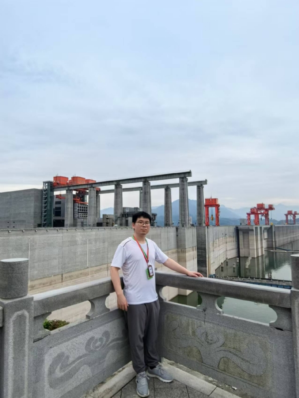 xhfsx的第一张照片--新乡相亲服务中心