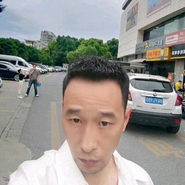 小林的第一张照片--新乡相亲服务中心