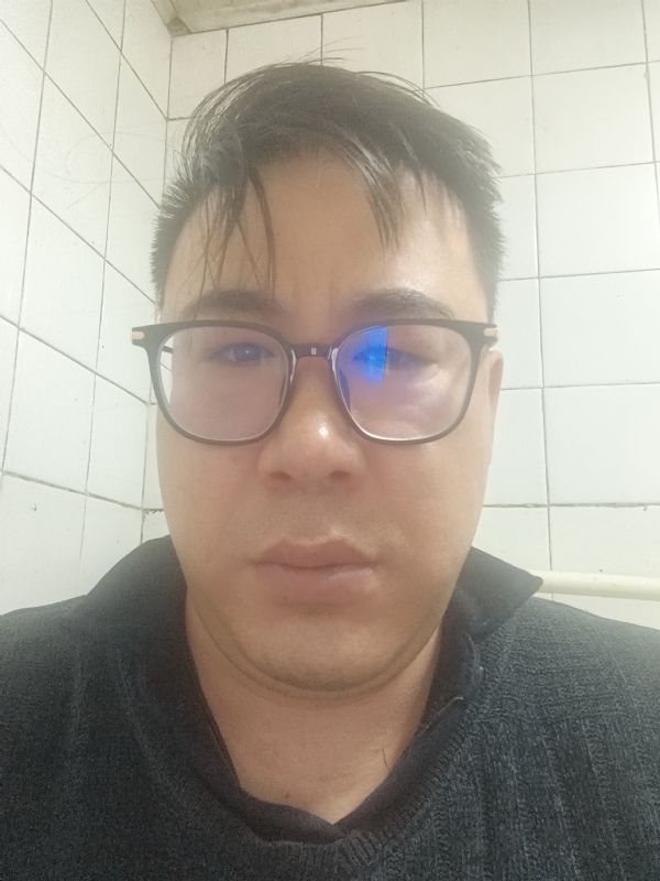 迷失自我的第一张照片--新乡相亲服务中心