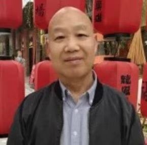 教师作家诗人的第一张照片--新乡相亲服务中心