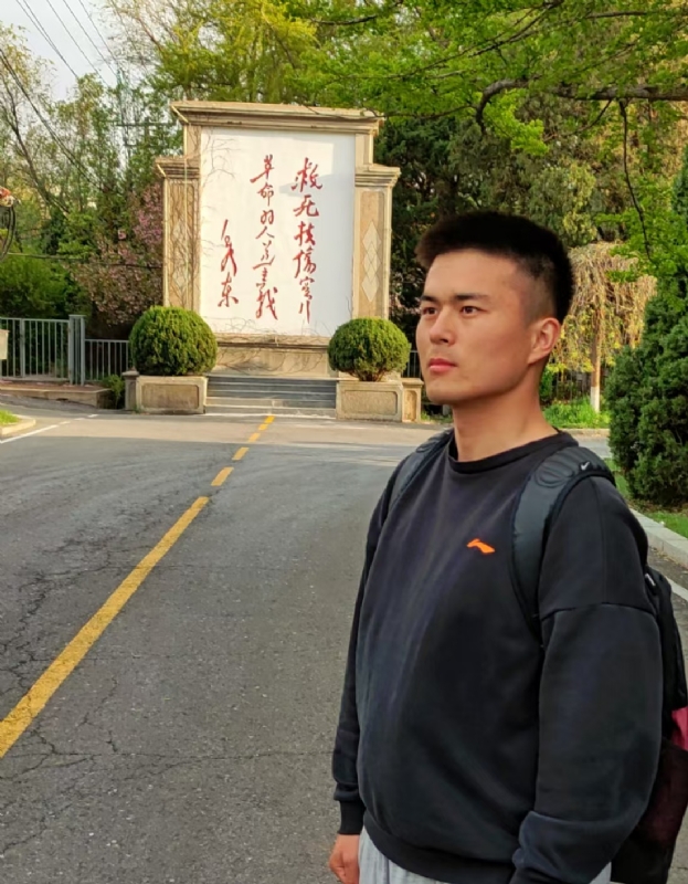 潮生的第二张照片--新乡相亲服务中心