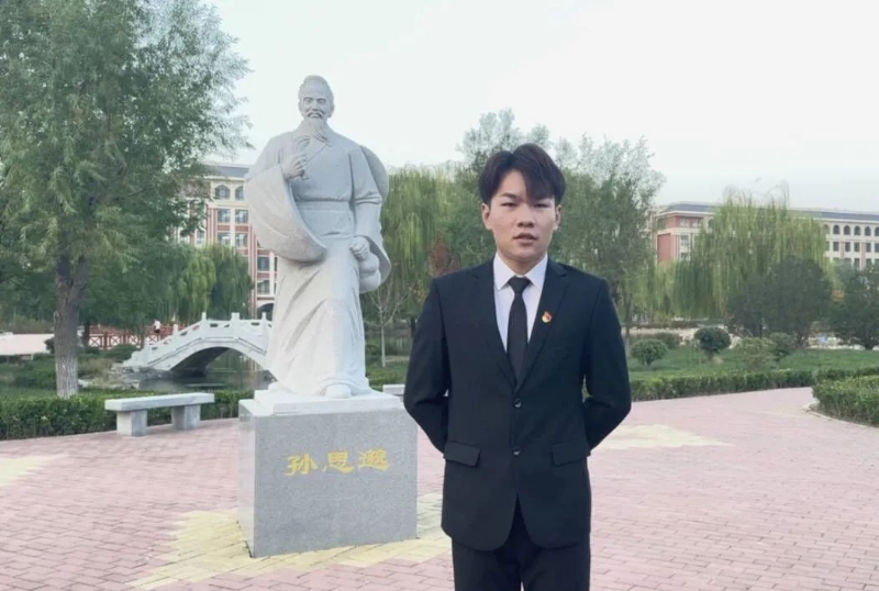 尚明月的第一张照片--新乡相亲服务中心