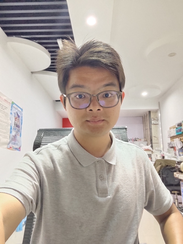华兴通讯的第一张照片--新乡相亲服务中心
