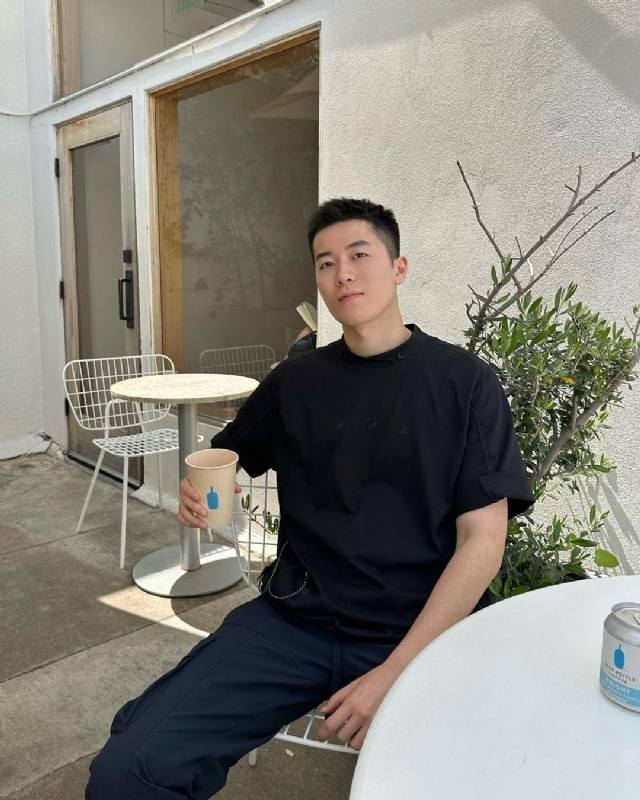 VV的第二张照片--新乡相亲服务中心