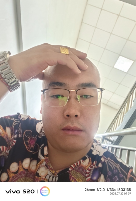 一生诺言的第五张照片--新乡相亲服务中心