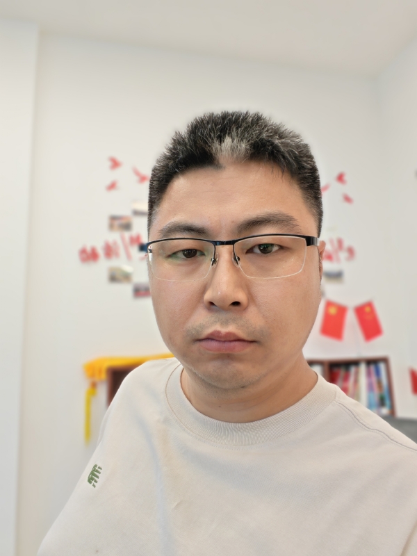 苦海寻舟的第一张照片--新乡相亲服务中心